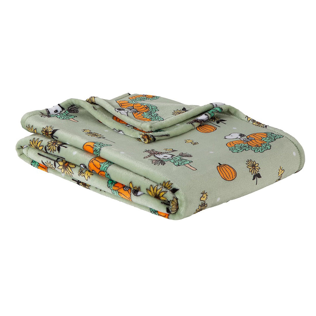 Peanuts Harvest Plush Throw Blanket
